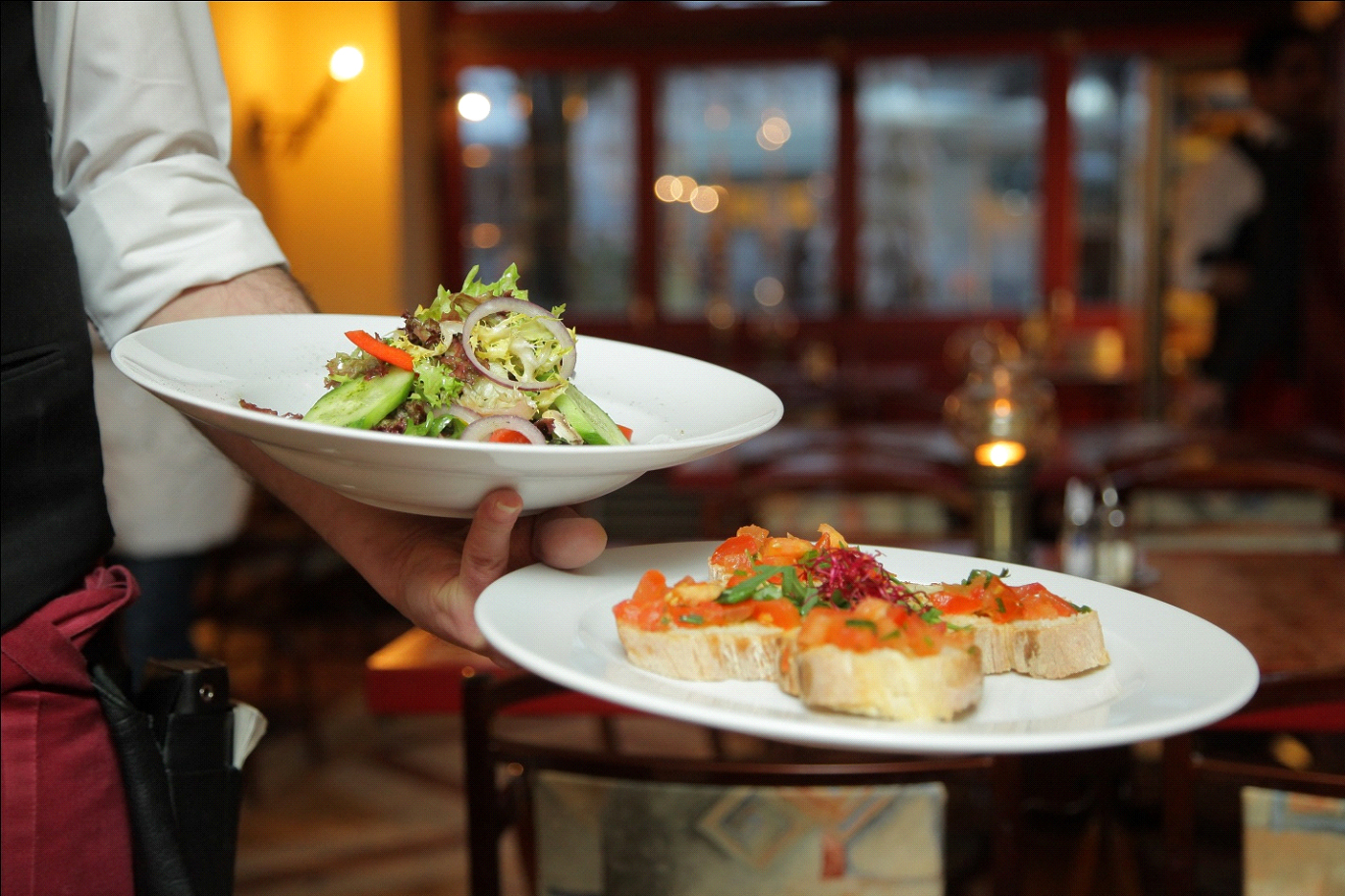 How Has Mobile App for Restaurant Ordering Changed the Restaurant Industry